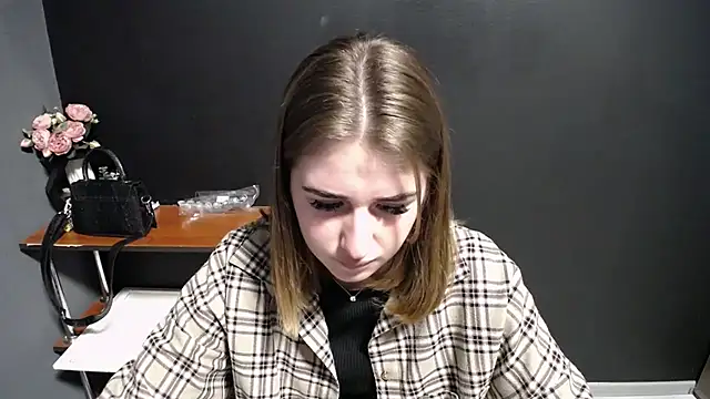 Sunny siren online show from January 15, 1:48 pm