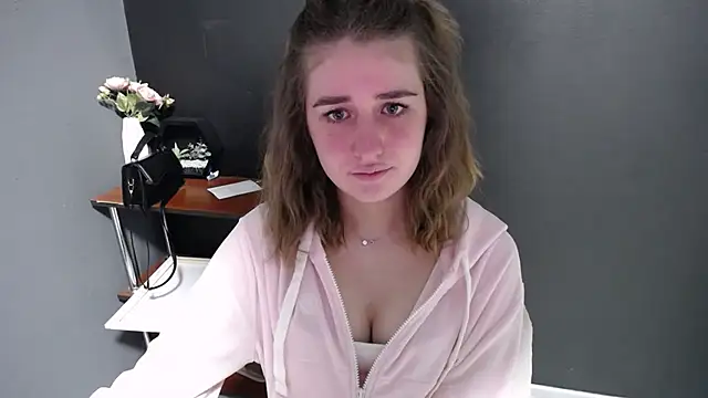 Sunny siren online show from March 25, 2:01 pm