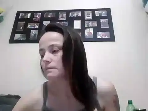 Snapshot of tinytea2026 chatting on January 15, 3:38 pm tinytea2026 online show from January 15, 3:38 pm