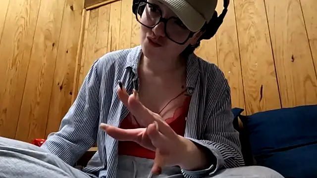 Snapshot of ju_juliette chatting on February 18, 11:01 pm ju juliette online show from February 18, 11:01 pm