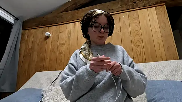 Snapshot of ju_juliette chatting on March 15, 9:54 pm ju juliette online show from March 15, 9:54 pm