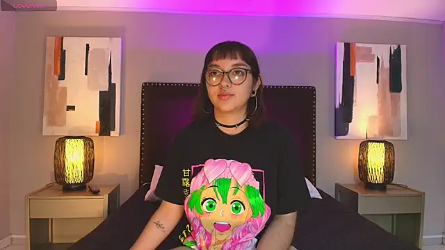 Violett Prince1 online show from January 16, 12:09 pm