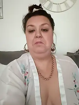 Snapshot of Nova-iswiserx chatting on February 28, 11:11 am Nova-iswiserx online show from February 28, 11:11 am