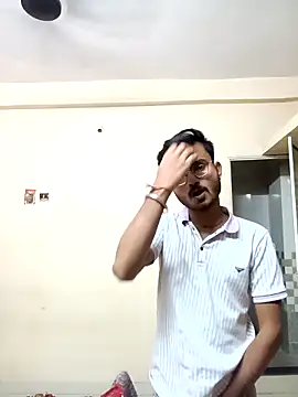 sdgjjkkmm online show from April 21, 5:06 pm