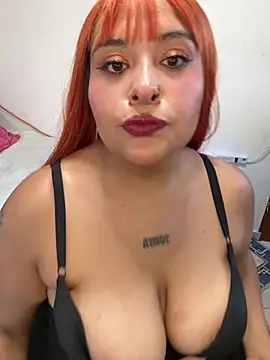 Nailealipsglossy online show from July 12, 10:45 pm