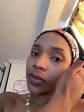 Snapshot of Ebony_love07 chatting on April 24, 8:33 pm Ebony love07 online show from April 24, 8:33 pm