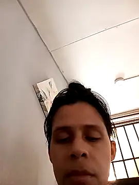 mitzukywinteer online show from February 3, 3:39 pm