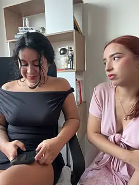 Snapshot of Carithooo chatting on February 8, 9:40 pm Carithooo online show from February 8, 9:40 pm