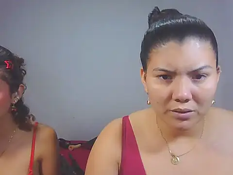 Helena-Paola online show from February 4, 5:13 am