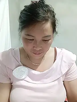 Snapshot of nana_nana99 chatting on August 6, 3:14 pm nana nana99 online show from August 6, 3:14 pm