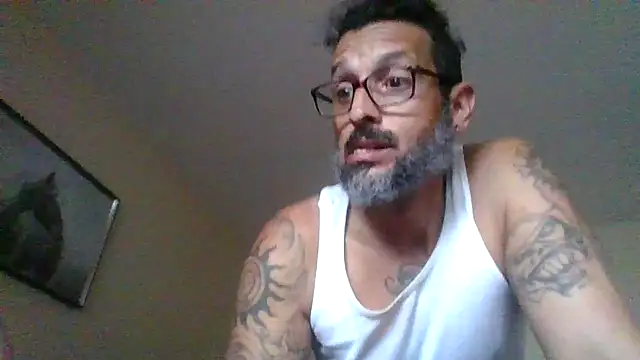 Snapshot of Tattoos77 chatting on June 21, 11:18 pm Tattoos77 online show from June 21, 11:18 pm