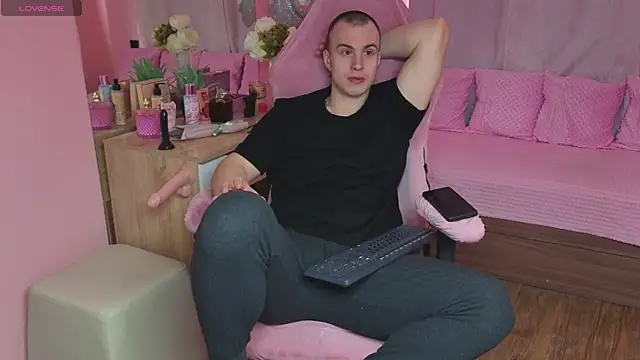 Kris Braun online show from March 5, 5:03 am