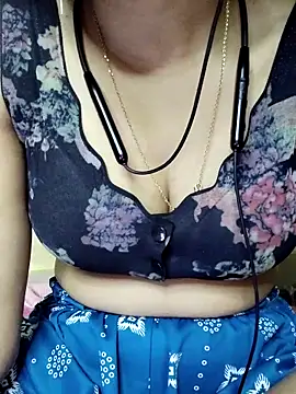 annugirl online show from February 1, 7:51 am