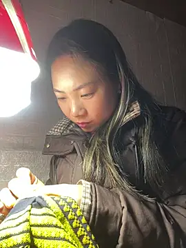 Snapshot of Lata-cute chatting on February 2, 2:05 pm Lata-cute online show from February 2, 2:05 pm