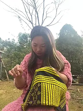 Snapshot of Lata-cute chatting on March 1, 12:56 am Lata-cute online show from March 1, 12:56 am