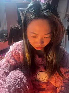 Snapshot of Lata-cute chatting on March 1, 10:56 pm Lata-cute online show from March 1, 10:56 pm