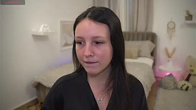 Snapshot of Miss_sindy11 chatting on February 27, 8:36 am Miss sindy11 online show from February 27, 8:36 am