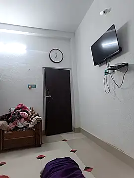 Hot-Tinaa online show from March 11, 1:22 am