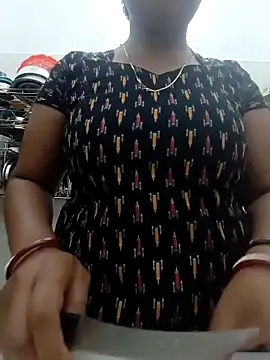 Hot-Tinaa online show from March 31, 3:56 pm