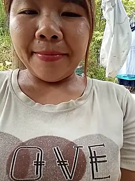 Snapshot of Lioe_koei chatting on June 24, 6:12 am Lioe koei online show from June 24, 6:12 am
