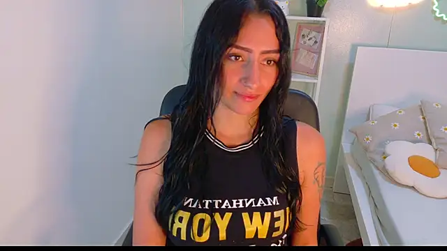 Snapshot of AmmyRouse__ chatting on February 4, 11:16 am AmmyRouse online show from February 4, 11:16 am