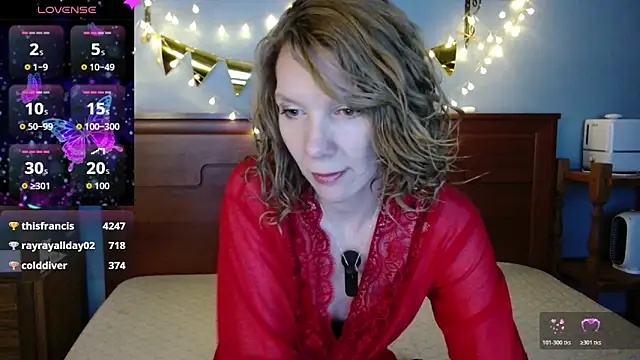 Daisy Lovely online show from April 1, 4:13 am