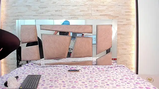 kendall grace online show from April 22, 11:34 am