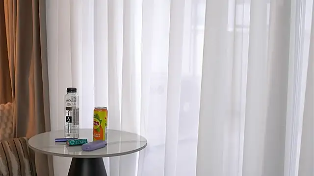 Snapshot of Ur_BadHabit chatting on February 14, 3:09 pm Ur BadHabit online show from February 14, 3:09 pm