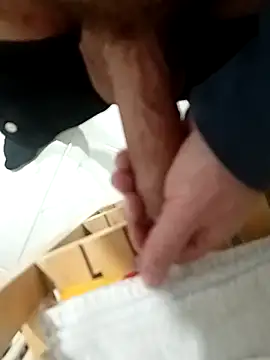 Snapshot of testmailx75 chatting on February 22, 11:03 pm testmailx75 online show from February 22, 11:03 pm