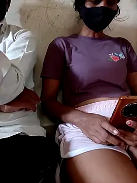 Snapshot of Prajakta123 chatting on May 26, 8:10 am Prajakta123 online show from May 26, 8:10 am