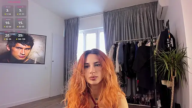 KikkoLee online show from February 19, 10:00 am