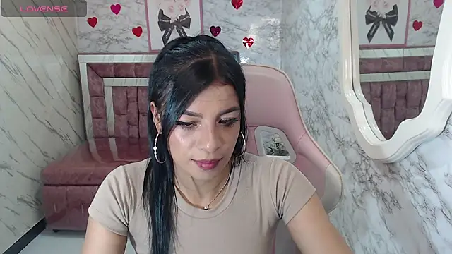 Snapshot of Melisa_v chatting on February 16, 8:05 pm Melisa v online show from February 16, 8:05 pm