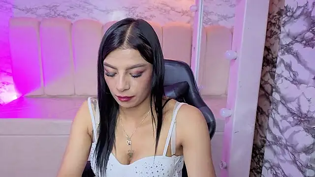 Snapshot of Melisa_v chatting on February 23, 8:06 pm Melisa v online show from February 23, 8:06 pm