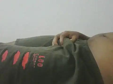 Snapshot of straightnd chatting on February 23, 5:10 pm straightnd online show from February 23, 5:10 pm