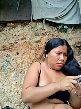 Snapshot of Sweet-Dirty-Storm chatting on February 22, 3:32 pm Sweet-Dirty-Storm online show from February 22, 3:32 pm