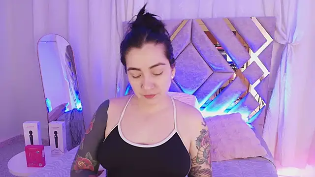 KathiaJenner online show from July 13, 11:24 am