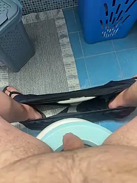 hotcgat online show from July 11, 12:30 pm