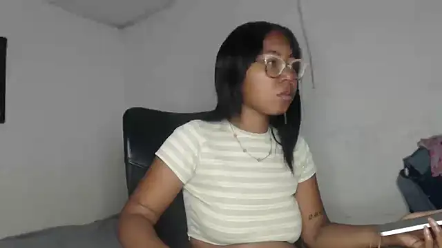 girl sexy27 online show from February 25, 3:43 pm