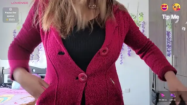 xxxMilexxx online show from March 4, 12:33 pm