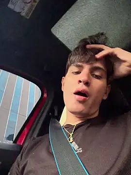 Naim TheKing online show from April 7, 7:47 pm