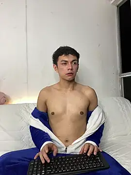 Caydensmit online show from January 19, 4:16 am