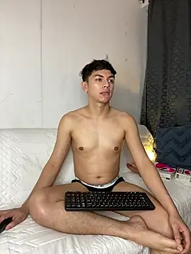 Caydensmit online show from March 1, 4:03 am