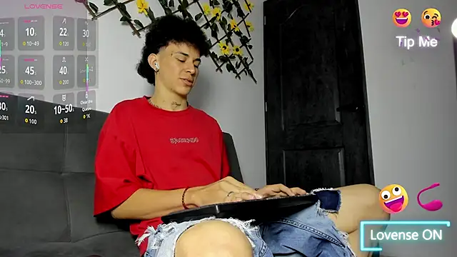 Maxxx bigcockx online show from March 22, 4:49 am