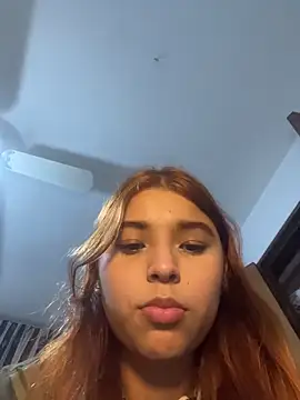 Snapshot of baddieasiantv chatting on February 5, 2:05 am baddieasiantv online show from February 5, 2:05 am