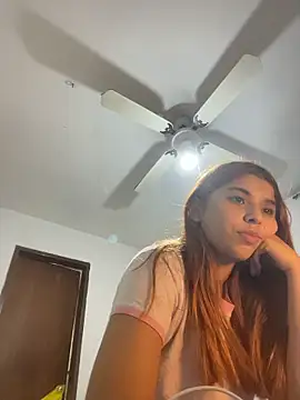 Snapshot of baddieasiantv chatting on March 2, 2:14 am baddieasiantv online show from March 2, 2:14 am