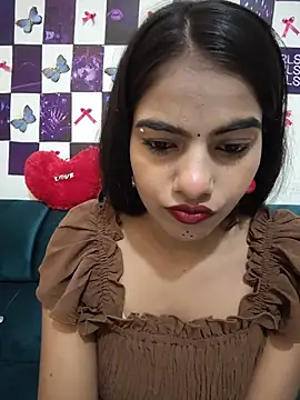 Snapshot of Alisha_Babyy chatting on June 20, 3:42 am Alisha Babyy online show from June 20, 3:42 am