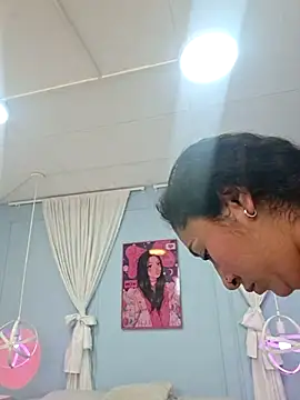 Dany Moon  online show from March 4, 3:23 am