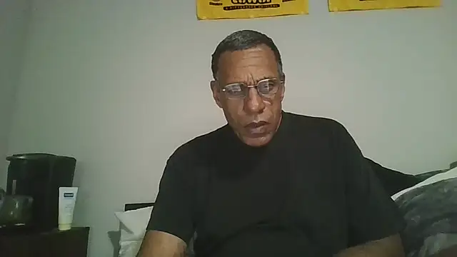 Snapshot of swimmer2496 chatting on April 7, 5:30 am swimmer2496 online show from April 7, 5:30 am