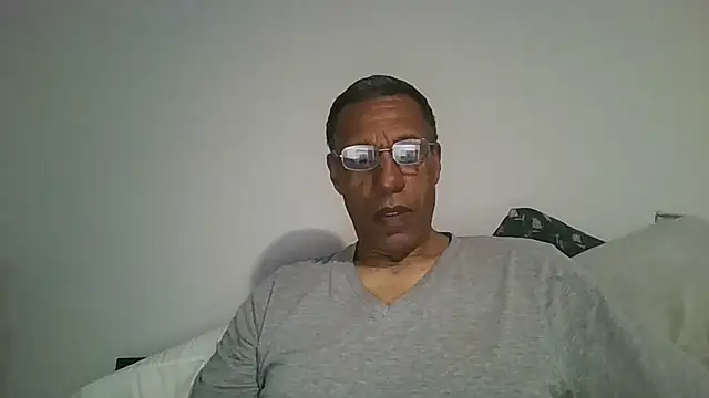 Snapshot of swimmer2496 chatting on April 15, 2:40 am swimmer2496 online show from April 15, 2:40 am