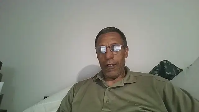 Snapshot of swimmer2496 chatting on April 20, 12:57 am swimmer2496 online show from April 20, 12:57 am